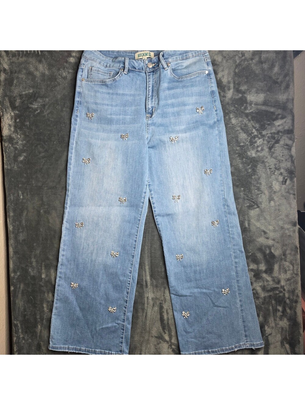 Rockin' C Women's Medium Wash Crystal Bow High Rise Wide Leg Jeans Sz 32